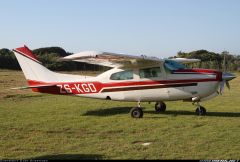 Manufacturer: Cessna
Model: 210 Centurion
Designator: C210