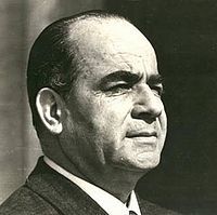 Behçet Kemal Çağlar (d. 1908 Erzincan Türkiye) - (ö. 24 Ekim 1969), Türk şair. Faruk Nafiz Çamlıbel ile Onuncu Yıl Marşı'nı yazmıştır.
