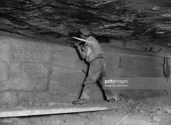 (n) quarryman, laborer in a stone quarry