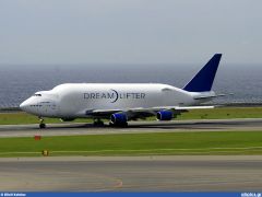 Boeing 

777-400LCF Dreamlifter

BLCF