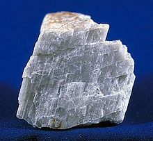 Id: Mineral 11
Nonmetallic
Striations present