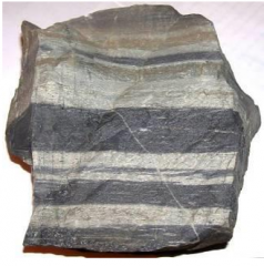 Examples: Hornfels
 
Fine grained sedimentary protoliths
 
Hard, original banding